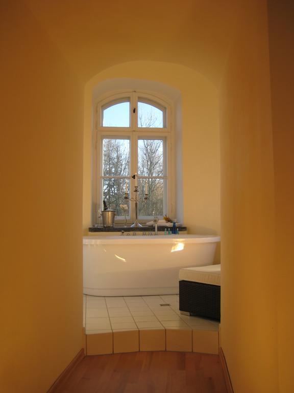 Hotel Schloss Spyker Glowe Kamer foto