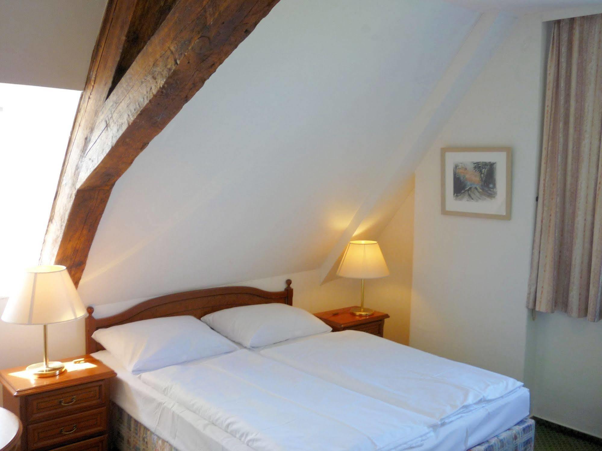 Hotel Schloss Spyker Glowe Buitenkant foto